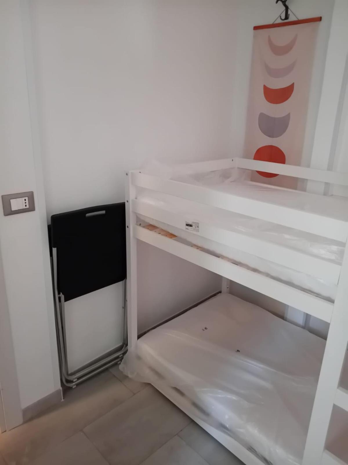 Affittacamere In Guest - Very Consisting Of 2 Very Comfortable Sofa Beds With En-suite Bathroom